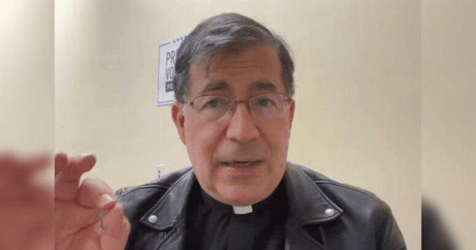 Fr. Frank Pavone: Going Backward, or Staying Faithful? Pro-life Leader Responds to Pope Francis | The Gateway Pundit