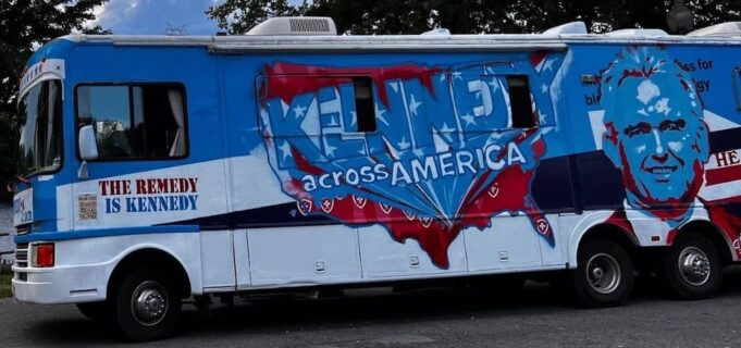 Caravan Supporting Robert Kennedy Jr. to Protest DNC’s War on Democracy – Protest Planned Outside DNC on Thursday | The Gateway Pundit