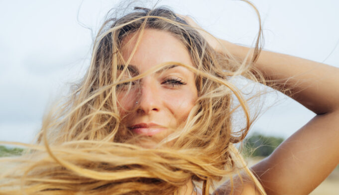 An Honest Review of the Nue Co. Supa Thick Shampoo & Conditioner