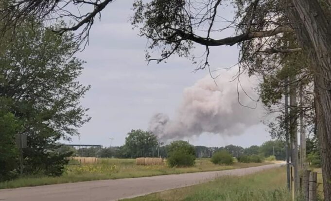 Explosion of Train Car Carrying Perchloric Acid Triggers Four-Mile Evacuation Zone in Nebraska, Sky Filled with Toxic Smoke (VIDEO) | The Gateway Pundit