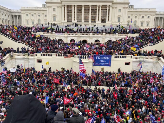 BREAKING BIG: Via House Judiciary Committee Republicans – FBI LOST COUNT of How Many Paid Informants They Had in the Trump Crowd on January 6! | The Gateway Pundit