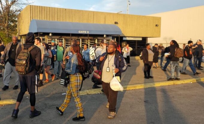 United Auto Workers Union Strike Expands: 8,700 Members Walk Off Job, Shut Down Ford’s Iconic Kentucky Truck Plant (VIDEO) | The Gateway Pundit
