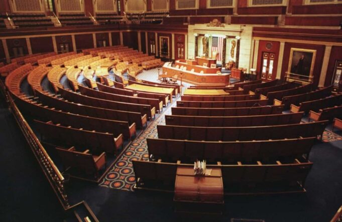 House Republicans And Democrats Are Seriously Discussing Forming Bipartisan Government