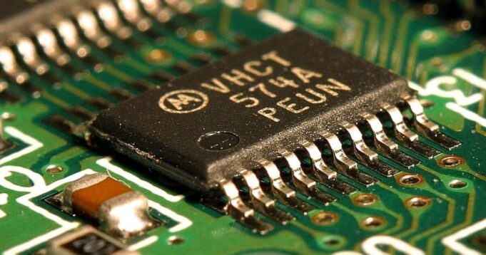 Global Tensions Rise in the Battle for Semiconductor Dominance: The U.S., China, and the Strategic Importance of Chips | The Gateway Pundit