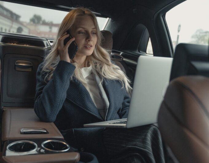 3 Travel Tips for the Female Executive Traveling Solo