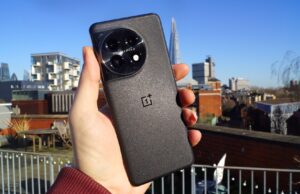 OnePlus 12 tipped to restore wireless charging