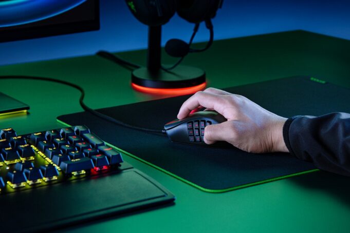 The 16-button Razer Naga X gaming mouse is massively reduced
