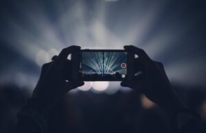 Apple faces $2B lawsuit in UK over iPhone slowdowns