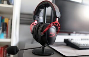 This 300-hour wireless headset deal is a Black Friday stunner