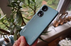 Amazon's practically giving away the Honor 90 at this price