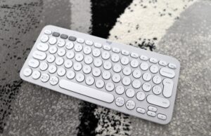 Up your desk game with this stunning Logitech Pebble Keys 2 deal