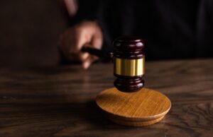 Major UK mobile operators face £3.3B lawsuit for overcharging