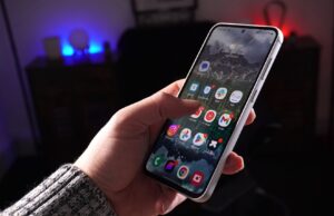 Samsung tipped to launch compact Galaxy Ultra model in future