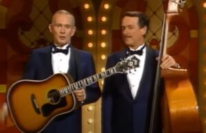 Here Are 3 Classic Comedy Clips From The Late Tommy Smothers