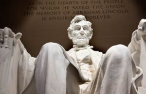 Pro-Hamas Graffiti and Red Paint Splashed on Lincoln Memorial Plaza in DC | The Gateway Pundit