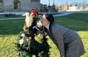They Don’t Even Hide it Anymore: Democrat Staffer Kisses Satanic Statue at Michigan Capitol – Calls It Sexy | The Gateway Pundit
