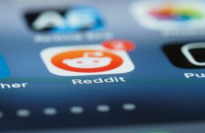 Worldcoin now integrates with Minecraft, Reddit and Shopify