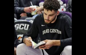 Basketball Star Reads Bible on Bench on Biggest Stage: ‘Gotta Bring Your Sword to Battle’ | The Gateway Pundit