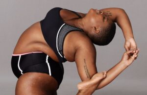 Jessamyn Stanley On Why She Practices Naked Yoga at Home