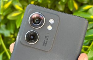 The Motorola Edge 40 just became a super cheap phone