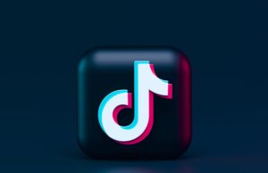 TikTok opens live streaming for those with under 1,000 followers