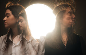 6 Spiritual Signs Someone is Thinking of You