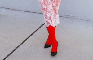 How to Wear & Style Coloured Tights: From Red To White
