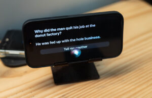 Is Siri an AI? Will Apple embrace ChatGPT and modern AI?