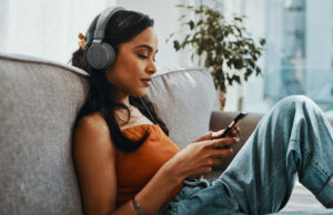 SOAAK App Review: Sound Healing for PMDD