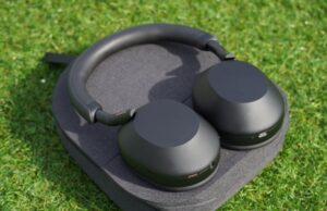 Sony’s 5-star ANC headphones are down to a tempting price