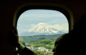 How to Navigate Japan’s Railway System: Types, Tickets & Tips