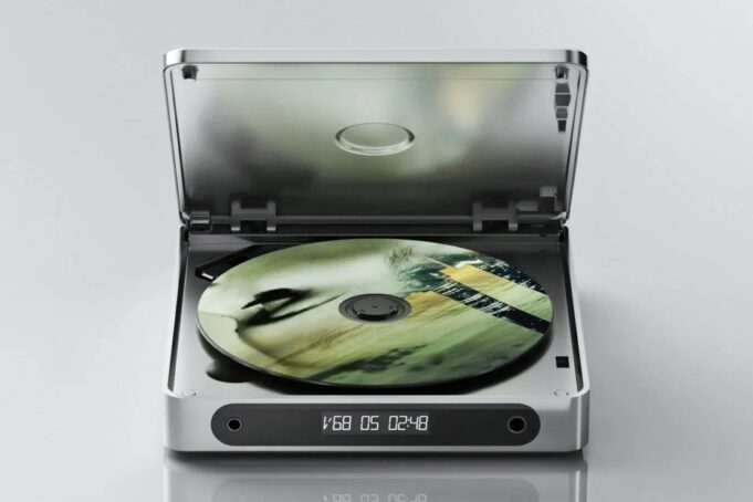 FiiO reimagines the old school CD player