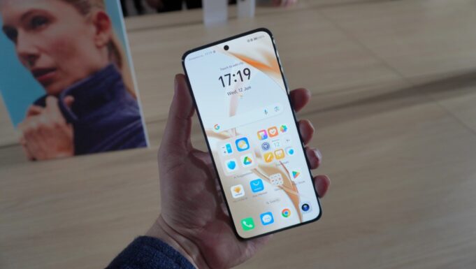 The Honor 200 is the biggest bargain upgrade with a free JBL speaker