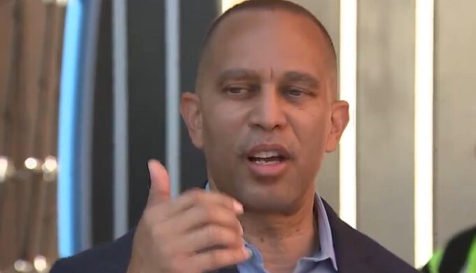 Hakeem Jeffries Delivers A Strong Endorsement Of Joe Biden