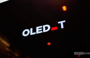 What is tandem OLED and how does the display technology work?