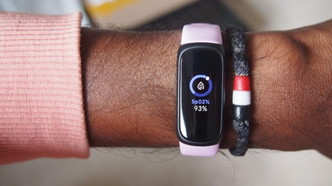 Amazon's practically giving away Fitbits at this price