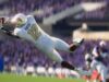 How to throw a Touch Pass in College Football 25