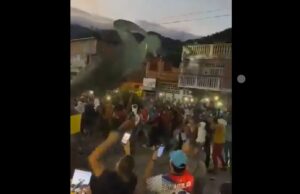 EPIC: Venezuelans Topple Statues of Late Socialist Dictator Hugo Chavez Following Rigged Elections (VIDEO) | The Gateway Pundit