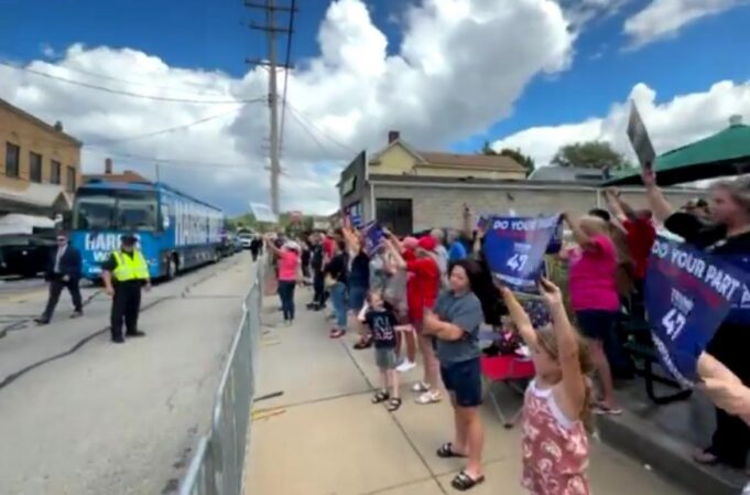 Trump Supporters Line the Street in Rochester, Pennsylvania to Greet Kamala Harris and Tim Walz on Their Bus Tour (VIDEO) | The Gateway Pundit