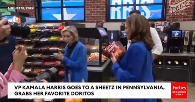 Kamala Harris Drops by Sheetz Gas Station and It’s Just a Bunch of Reporters Who Watch Her Buy a Bag of Doritos by Herself (VIDEO) | The Gateway Pundit