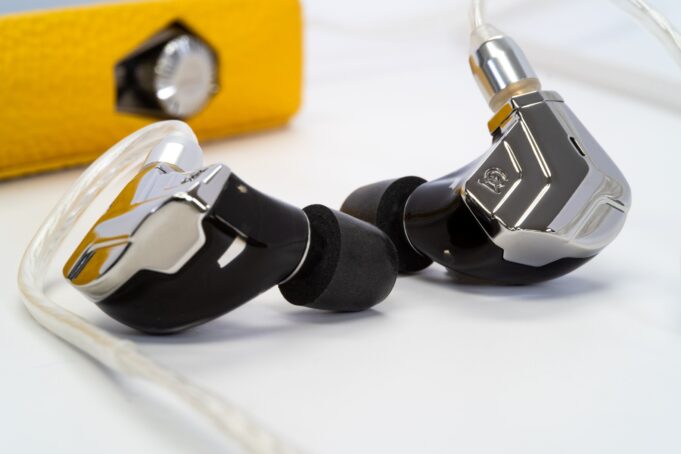 These Campfire Audio Astrolith IEMs look absolutely gorgeous