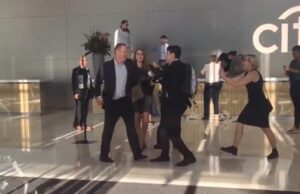 Climate Alarmist Gets Rocked by Citibank Staffer While Staging Protest Inside Bank’s New York Headquarters (VIDEO) | The Gateway Pundit