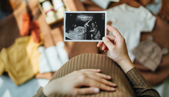 The Difference Between IUI vs. IVF Fertility Treatments