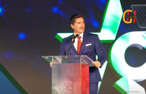 Eduardo Verástegui announces the creation of a new political party to run for the presidency