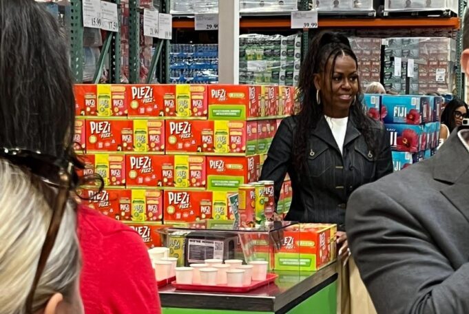 Michelle Obama Towers Over Everyone as She Peddles Her New Drink ‘Plezi Fizz’ at Costco (VIDEO) | The Gateway Pundit