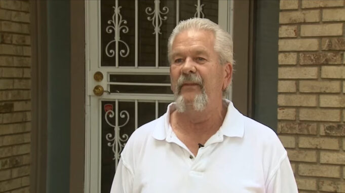 Walmart Eployee Fired After Getting Stabbed While Attempting to Stop Shoplifter | The Gateway Pundit