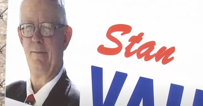 67-Years-Old Las Vegas Republican Candidate Brutally Slashed by Knife-Wielding Thug While Putting Up Campaign Signs | The Gateway Pundit