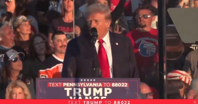 Butler, PA Crowd Breaks Out Singing National Anthem After Trump Stops Rally For Someone Having Medical Emergency (VIDEO) | The Gateway Pundit