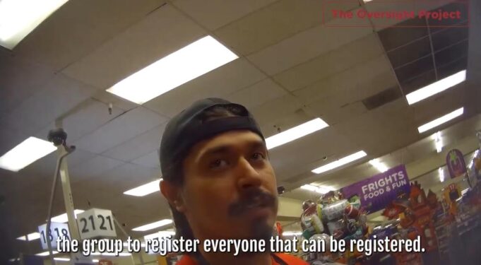 Mexican Man in Phoenix Grocery Store Offers to Register DACA Aliens to Vote (VIDEO) | The Gateway Pundit