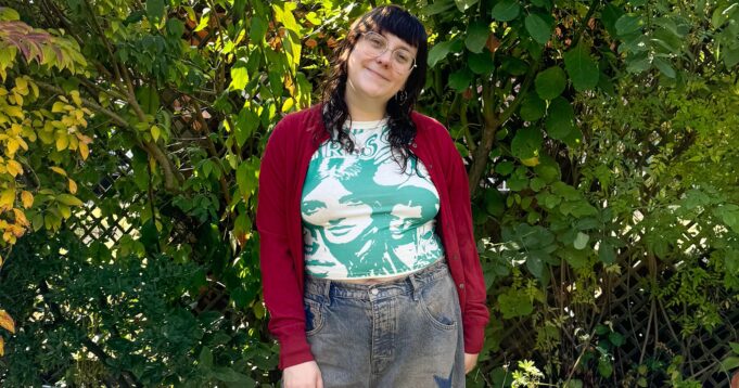How Editors Are Styling Barrel-Leg Jeans For Autumn